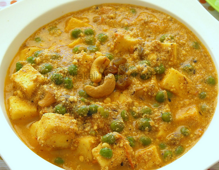 Kaju Paneer Makhani