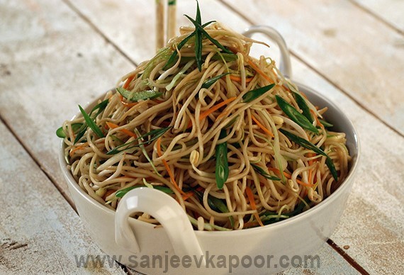 Hakka Noodles